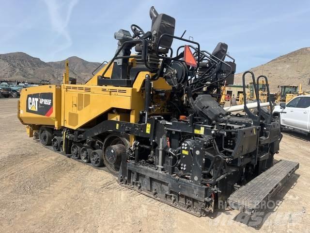 CAT AP1055F Aszfalt terítõ gépek