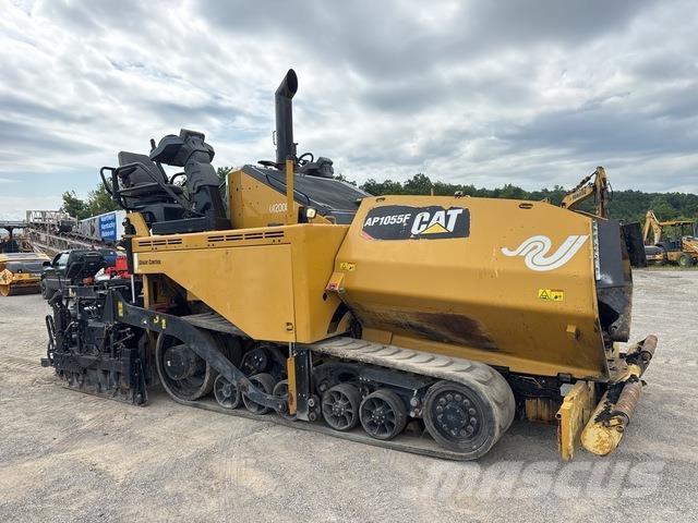 CAT AP1055F Aszfalt terítõ gépek