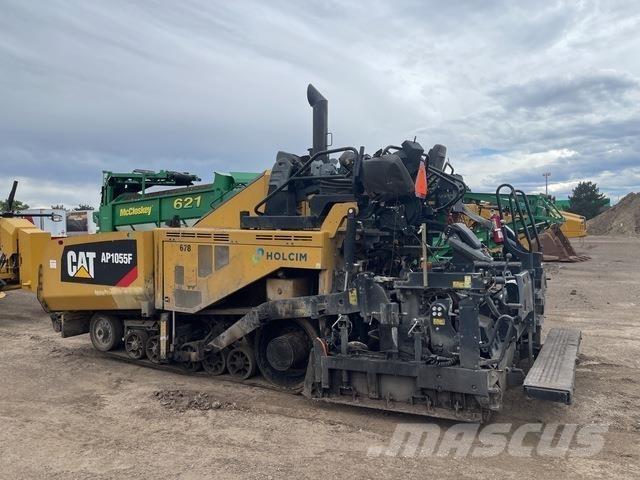 CAT AP1055F Aszfalt terítõ gépek