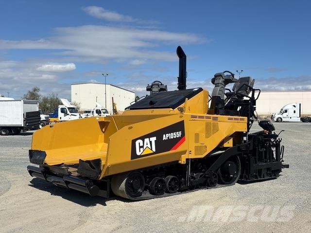 CAT AP1055F Aszfalt terítõ gépek