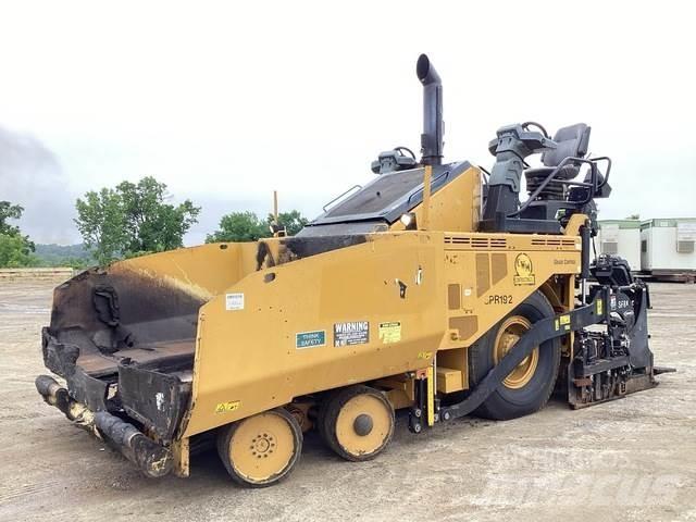 CAT AP600F Aszfalt terítõ gépek