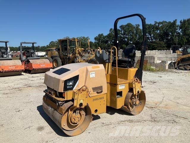 CAT CB24 Ikerdobos hengerek