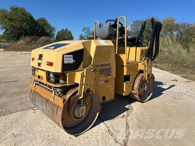 CAT CB24 Ikerdobos hengerek