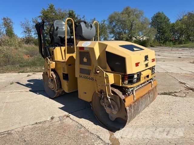 CAT CB24 Ikerdobos hengerek