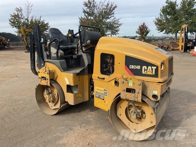 CAT CB24B Ikerdobos hengerek