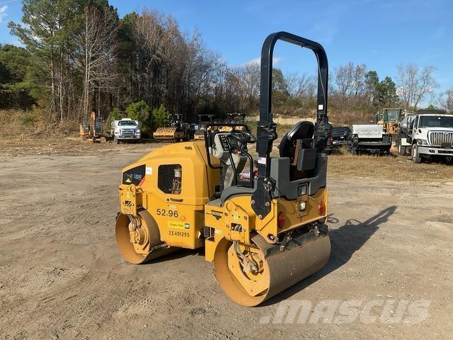 CAT CB24B Ikerdobos hengerek