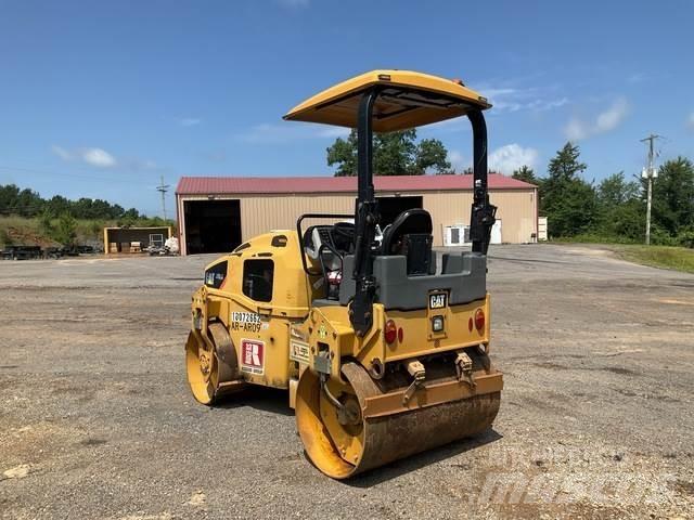 CAT CB36B Ikerdobos hengerek