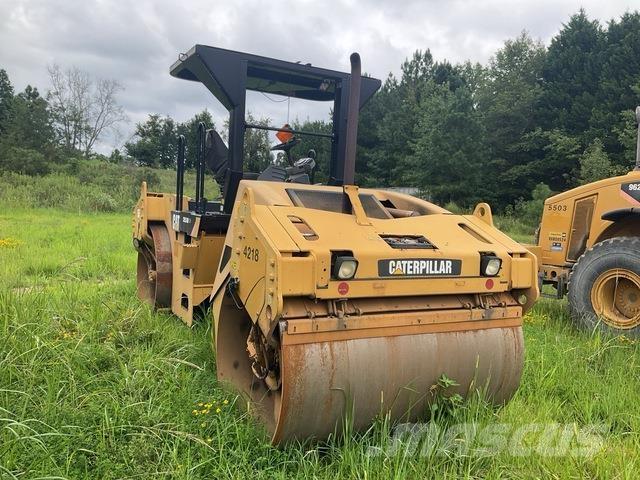 CAT CB534D XW Ikerdobos hengerek