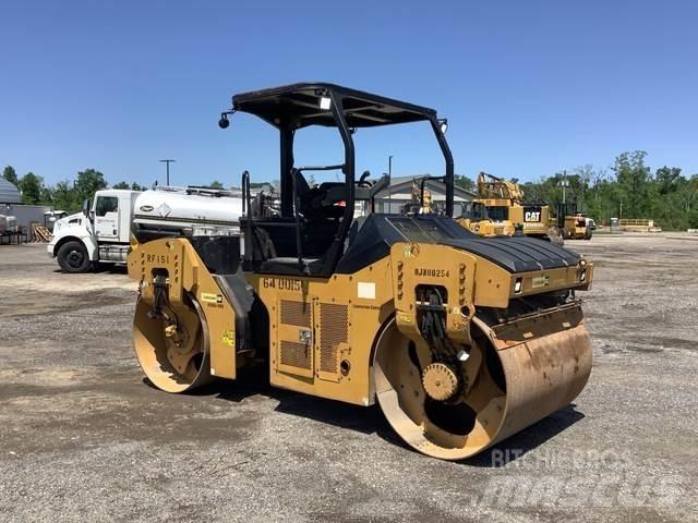 CAT CB54B Ikerdobos hengerek