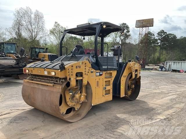 CAT CB66B Ikerdobos hengerek