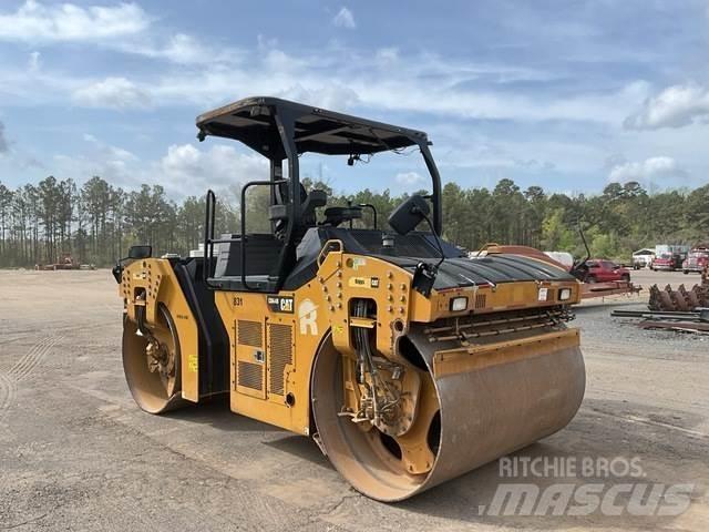 CAT CG64B Ikerdobos hengerek