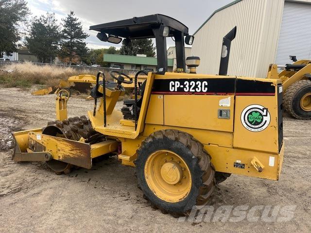 CAT CP-323C Egydobos hengerek