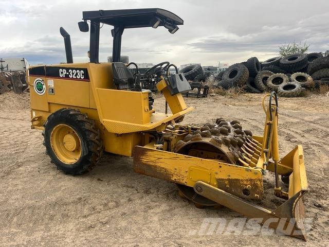 CAT CP-323C Egydobos hengerek