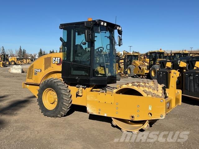 CAT CP44B Egydobos hengerek