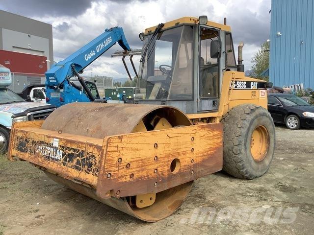 CAT CS-583C Egydobos hengerek