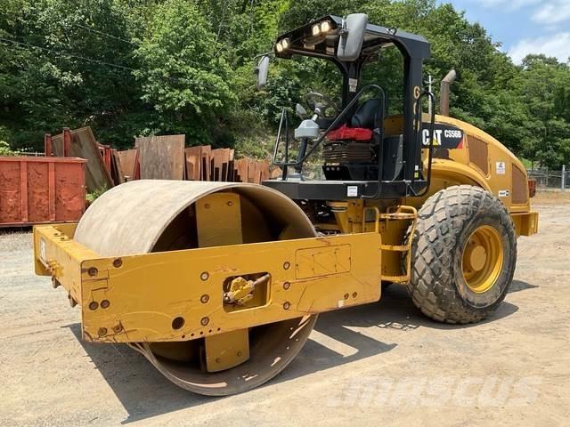CAT CS56B Egydobos hengerek
