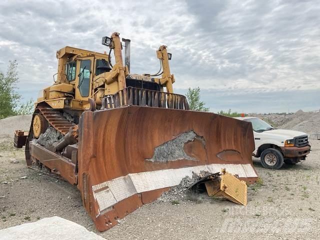 CAT D10N lánctalpas dózerek