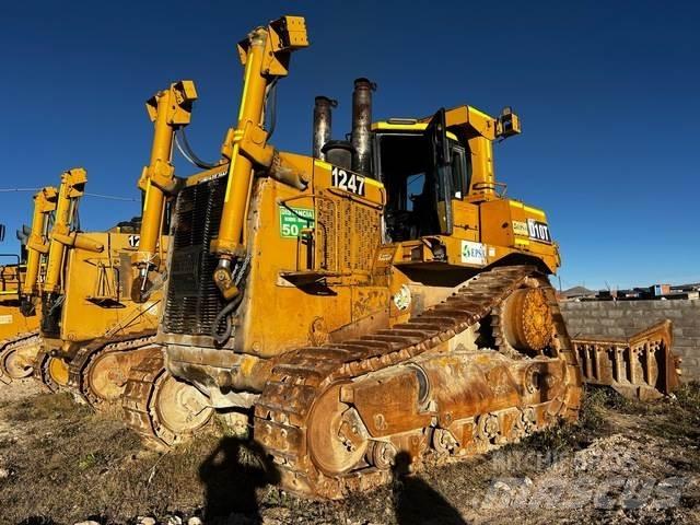 CAT D10T lánctalpas dózerek