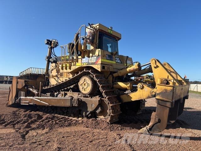 CAT D10T lánctalpas dózerek