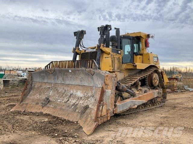 CAT D10T lánctalpas dózerek