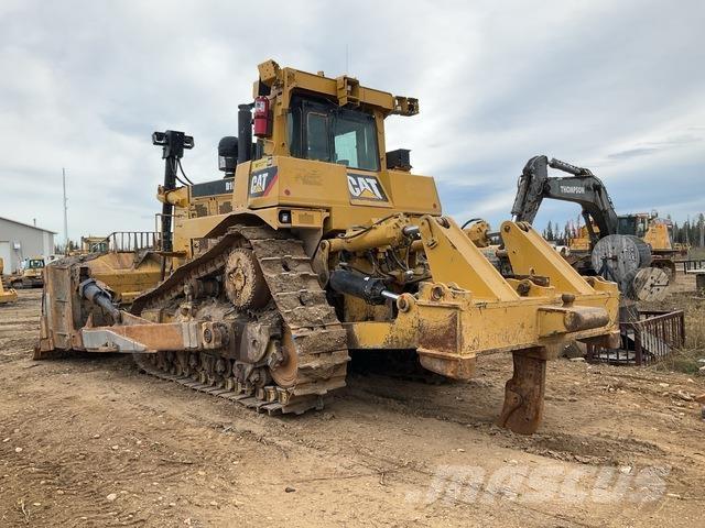 CAT D10T lánctalpas dózerek