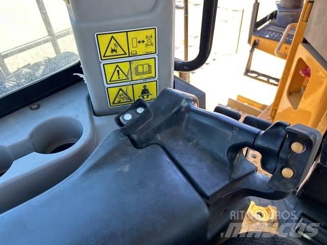 CAT D10T2 lánctalpas dózerek