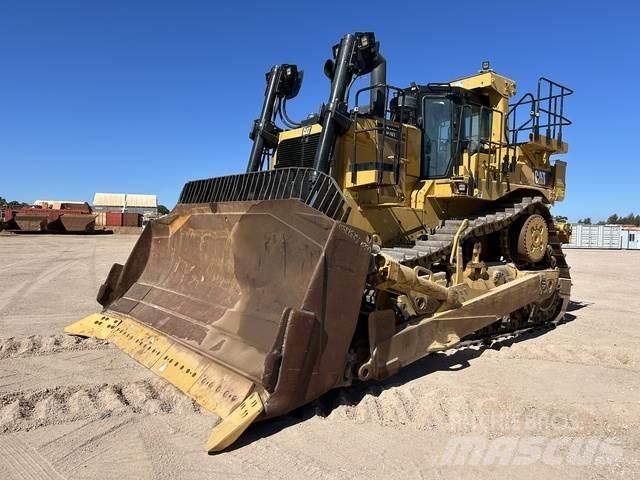 CAT D10T2 lánctalpas dózerek