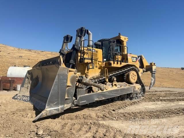 CAT D10T2 lánctalpas dózerek