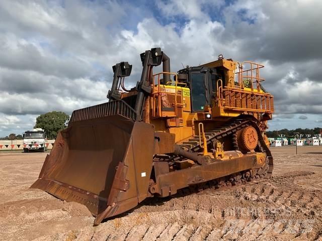 CAT D10T2 lánctalpas dózerek