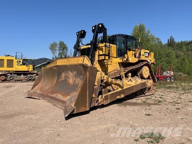 CAT D10T2 lánctalpas dózerek