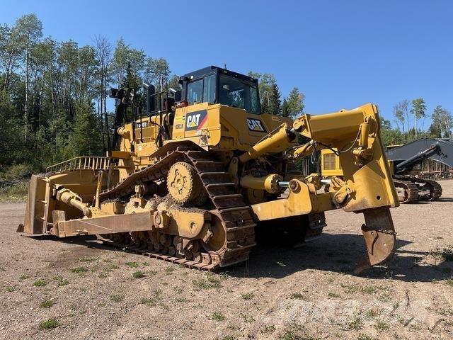 CAT D10T2 lánctalpas dózerek