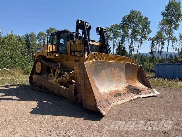 CAT D10T2 lánctalpas dózerek
