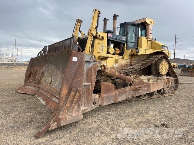 CAT D11N lánctalpas dózerek