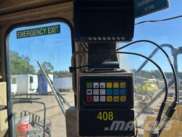 CAT D11R lánctalpas dózerek