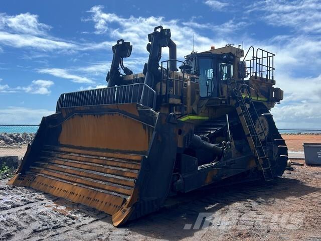 CAT D11T lánctalpas dózerek