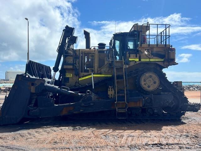 CAT D11T lánctalpas dózerek