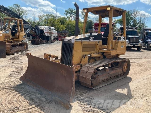 CAT D4C lánctalpas dózerek