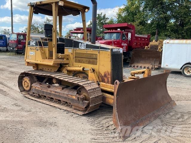 CAT D4C lánctalpas dózerek