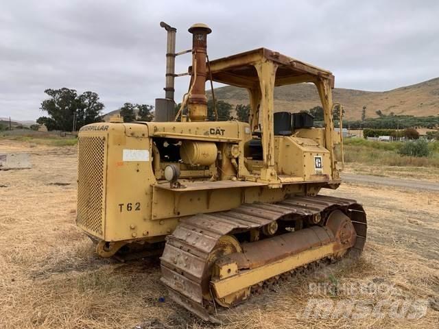 CAT D5B Traktorok