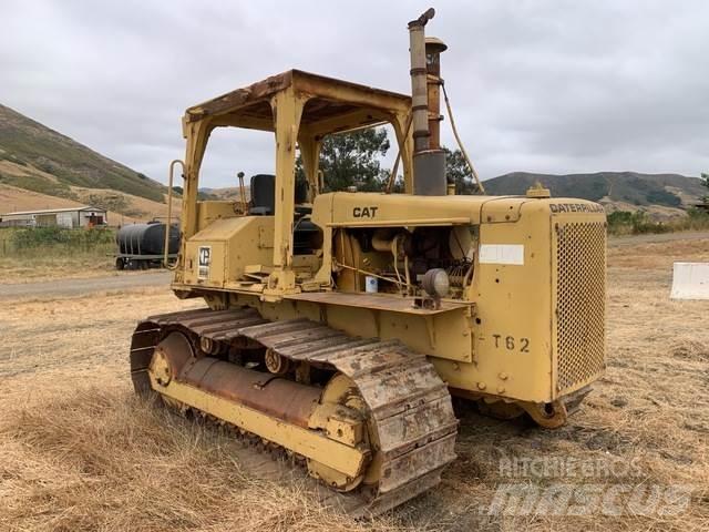 CAT D5B Traktorok