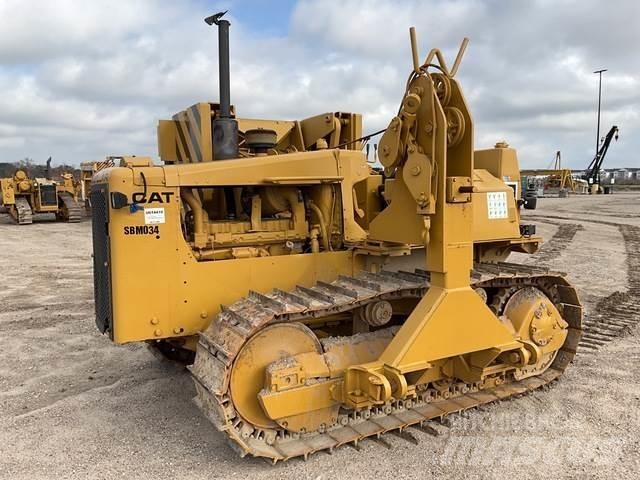 CAT D5B Csőfektető dózerek