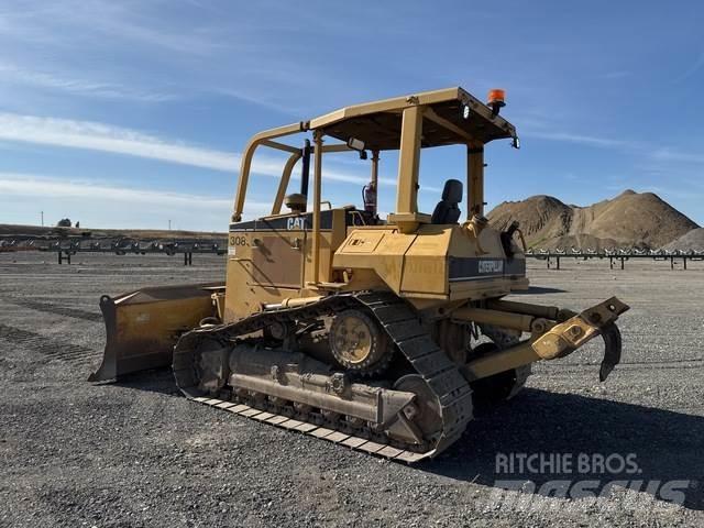 CAT D5M XL lánctalpas dózerek
