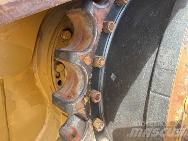 CAT D6R lánctalpas dózerek