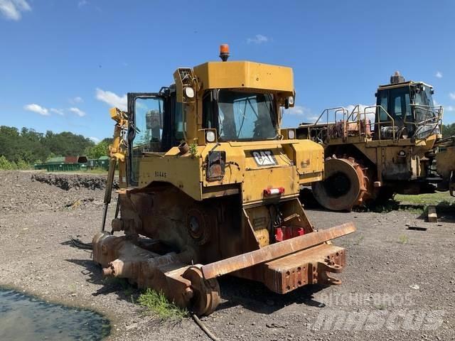 CAT D6T lánctalpas dózerek