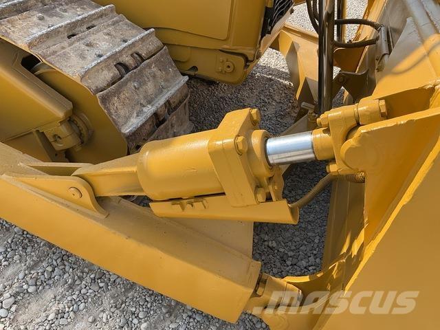 CAT D6T lánctalpas dózerek
