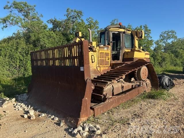 CAT D6T LGP lánctalpas dózerek