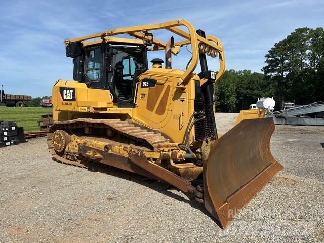 CAT D7E lánctalpas dózerek