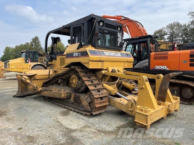 CAT D7R lánctalpas dózerek