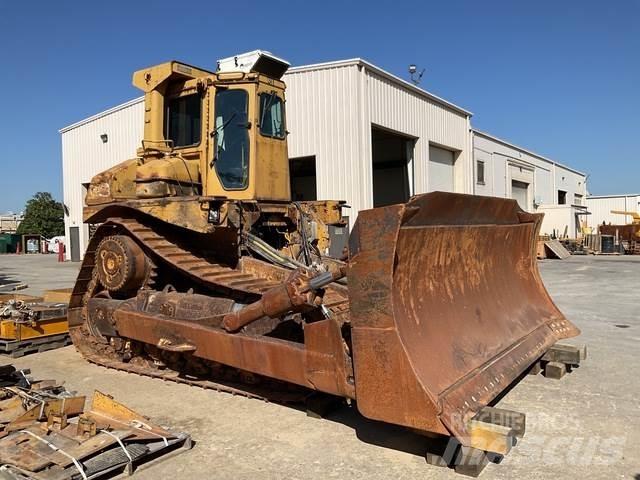 CAT D8L lánctalpas dózerek