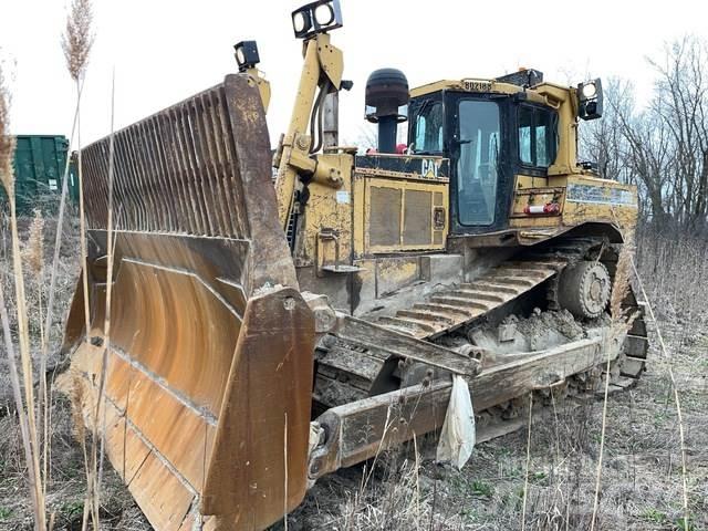 CAT D8R lánctalpas dózerek